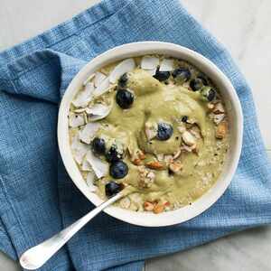 Green Tea-Peach Smoothie Bowl