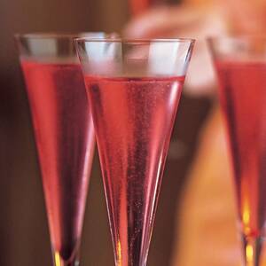 Cranberry Kir Royale