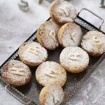 Chocolate chip mince pies