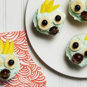 Fruit Cockatiel Cupcakes