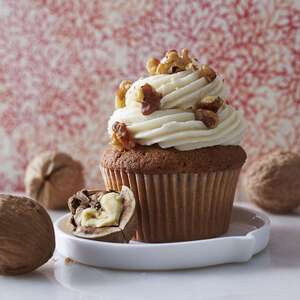 Cinnamon Walnut Cupcakes With Maple Frosting