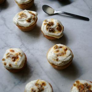 Hummingbird cupcakes with coconut and passion fruit