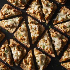 Cheesy Sausage Cocktail Toasts